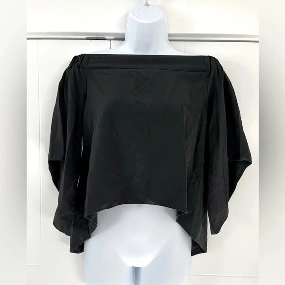 Runaway/💰2 FOR $10💰 Black open back/ Off shoulder top/ Flared arms/ Size US XS/2 - Picture 4 of 12